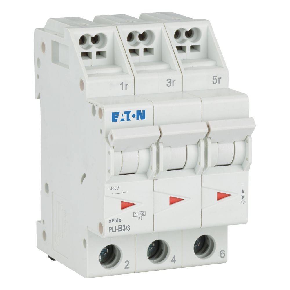 Dreipol-Leistungsschalter der Marke Eaton mit beschrifteten Schaltern für 1r, 3r und 5r, entwickelt für elektrische Sicherheitsmanagement.