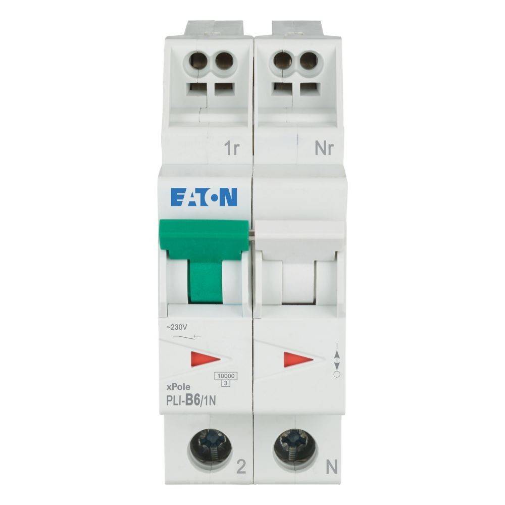 Ein Sicherungsautomat mit zwei Schaltern, gekennzeichnet mit '1r' und 'Nr', mit der Marke 'Eaton' und dem Modell 'xPole PLI-B6/1N', ausgelegt für 230V.