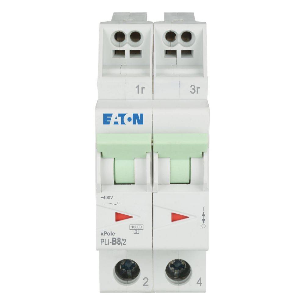 Eaton xPole PLI-B8/2 Leitungsschutzschalter mit zwei Schaltern, grünem Umschalter und Etiketten, die die Spannungskapazität und das Modell angeben. Frontansicht.