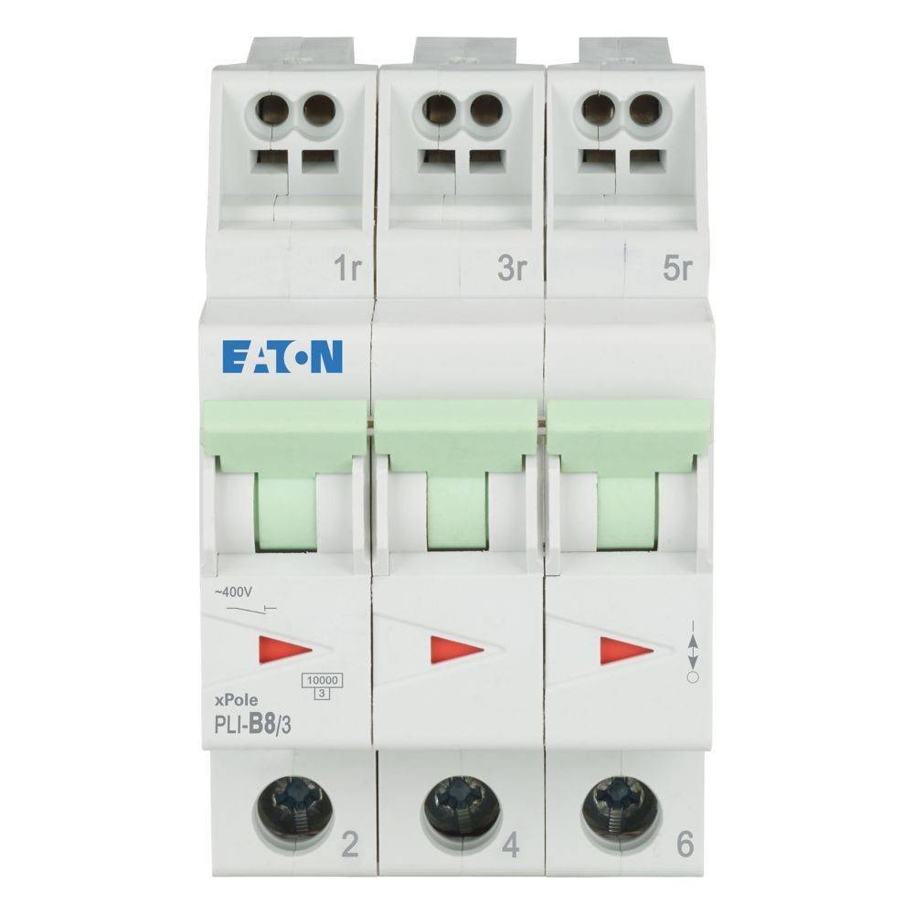 Ein Leistungsschalter mit drei Schaltern, beschriftet mit '1r', '3r' und '5r'; Marke 'Eaton', Serie 'xPole', Modell 'PLI-B8/3', nennspannung 400V.