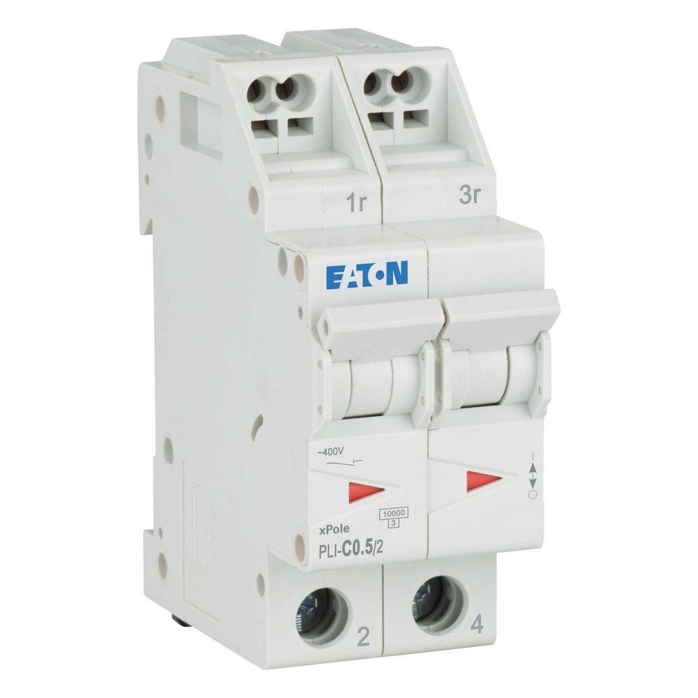 Ein weißer Eaton-Leistungsschalter mit zwei Schaltern, gekennzeichnet mit '1r' und '3r', mit der Modellnummer 'PL-C0 5/2' und einem Spannungsindikator '-400V'.