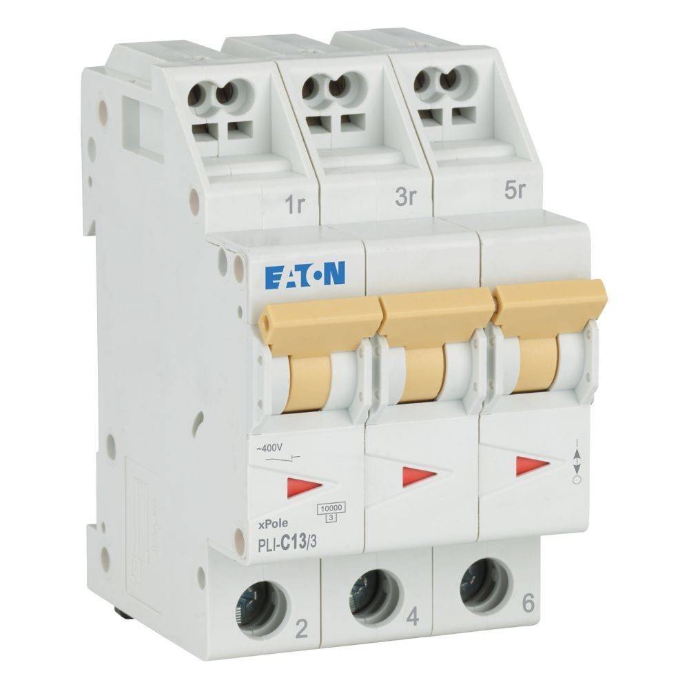 Dreipol-Leistungsschalter von Eaton mit gelben Schaltern, gekennzeichnet mit 1r, 3r und 5r, sowie Anzeigen für -400V, PL4-C13/3.