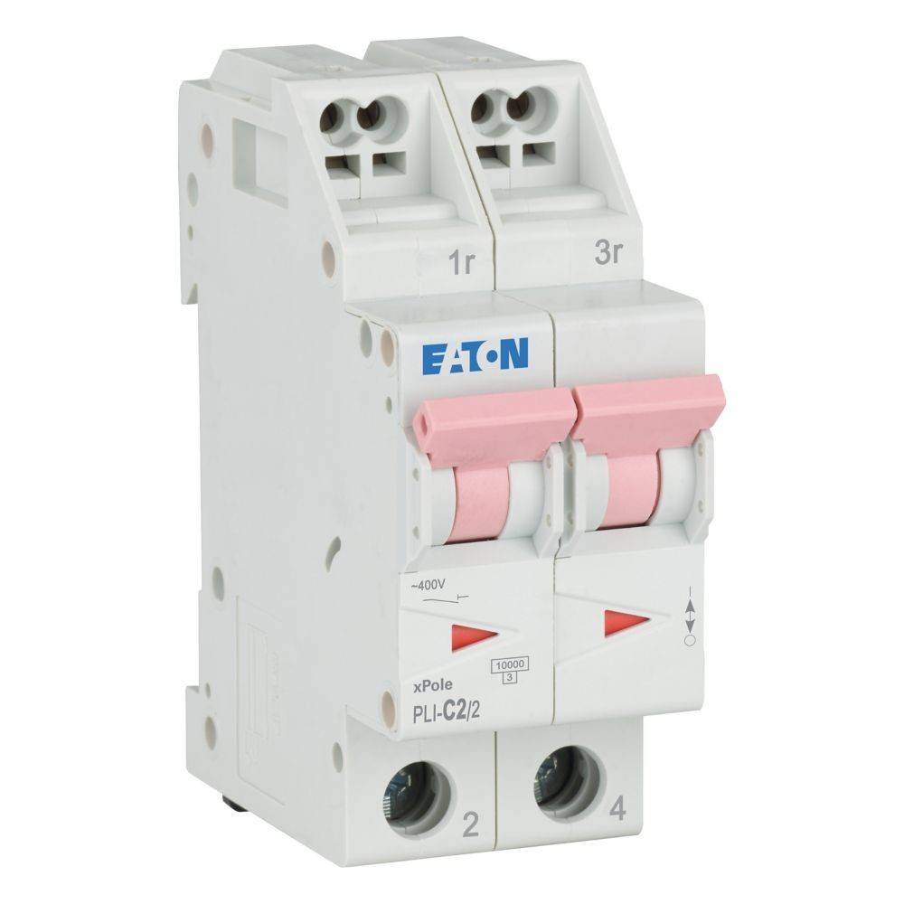 Ein Doppelschalter mit rosa Schaltern, beschriftet mit ‚Eaton xPole PLI-C2/2', der Positionen für elektrische Anschlüsse zeigt.
