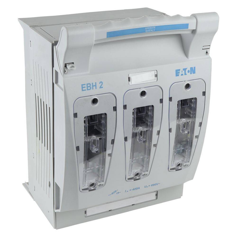 Ein dreiphasiger Elektrischer Trennschalter mit der Markierung 'EATON' und 'EBH 2', mit transparenten Schutzabdeckungen, ausgelegt zur Steuerung der Stromversorgung.