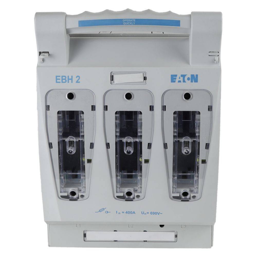 Eine weiße Elektrokomponente mit der Bezeichnung 'EBH 2', ausgestattet mit drei Schlitzen für Sicherungseinbau, zwei Markenlogos und Spezifikationen darunter.