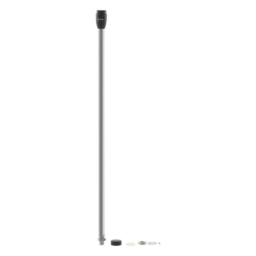 Eine schlanke, silberne Metallantenne mit einer schwarzen Kappe an einem Ende und Installationszubehör, entwickelt zum Anbringen an elektronischen Geräten.