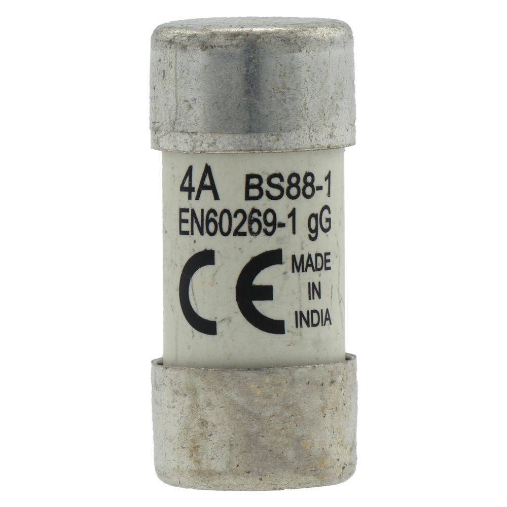 Eine zylindrische 4A-Sicherung mit der Beschriftung 'BS88-1, EN60269-1, gG' und den Markierungen 'CE, Made in India', versehen mit Metallkappen an beiden Enden.