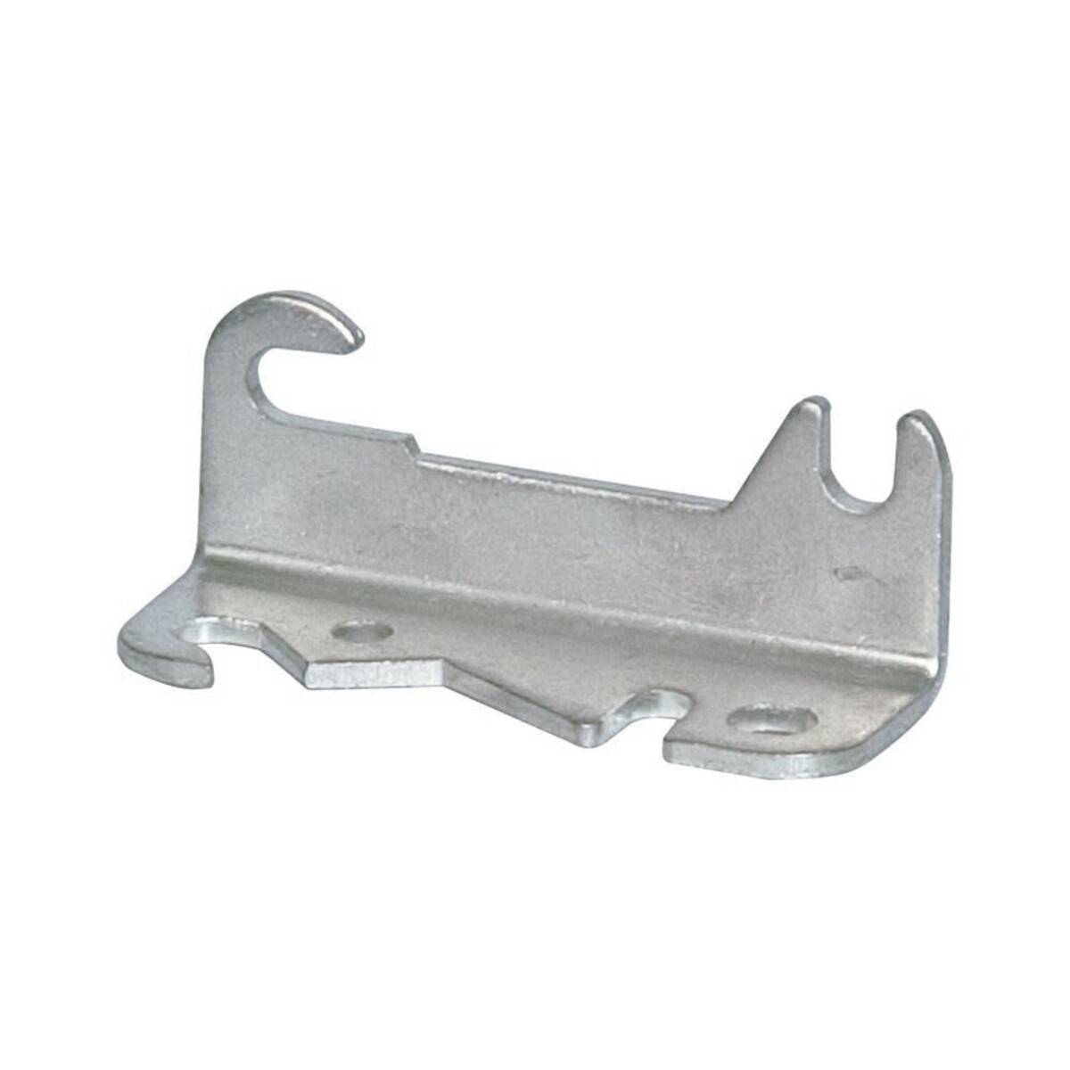 Eine Metallhalterung mit Haken und Löchern, entwickelt zum Befestigen oder Sichern von Strukturen in Bau- oder industriellen Anwendungen.