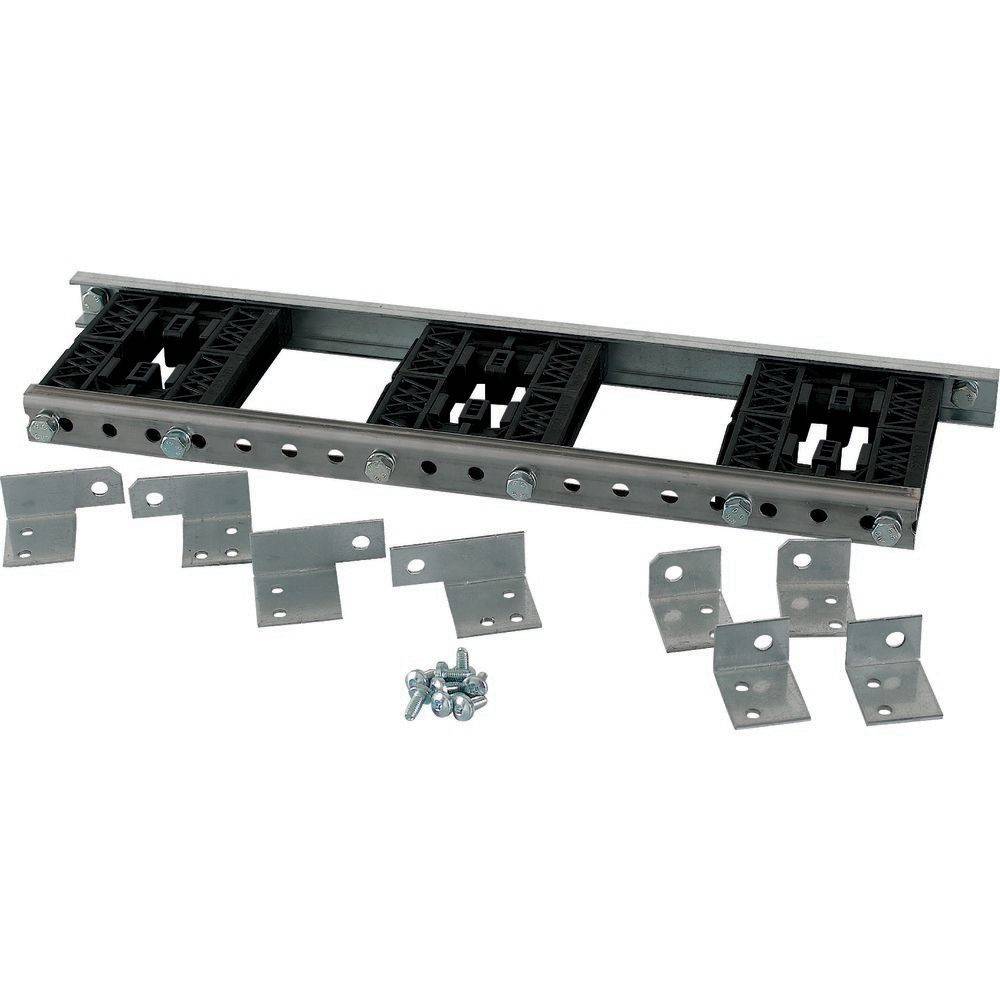 Metallmontageschienenhalterung mit Halterungen und Schrauben, verwendet für sichere Installation und Unterstützung von elektrischen Geräten oder Komponenten.