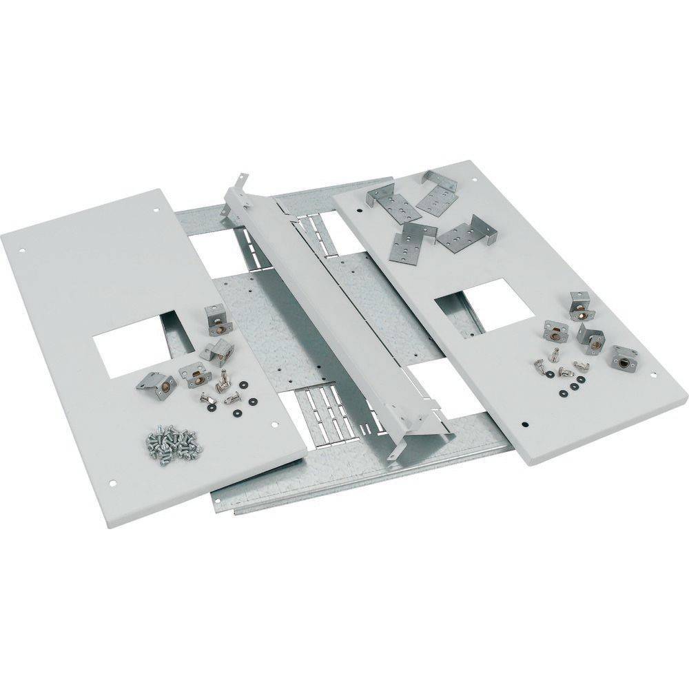 Metallhalterungsbaugruppen-Kit mit Platten, Schrauben, Muttern und Bolzen zur Installation vorbereitet. Haupthalterung zentriert, mit losen Komponenten in der Nähe.