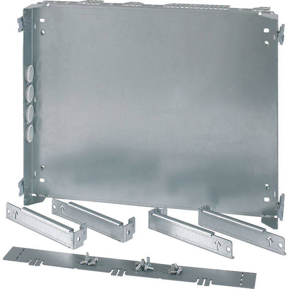 Ein Metallrahmen mit mehreren abnehmbaren Komponenten, versehen mit Schlitzen und runden Durchbrüchen zur Kabelführung oder für Installationszwecke.