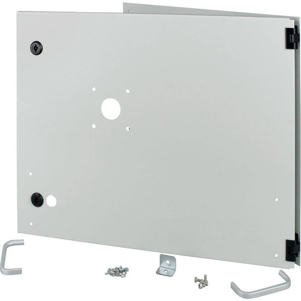 Metall-Montageklammer mit Schrauben und Haken zur Wandmontage. Geeignet zur Befestigung von Platten oder Gehäusen.