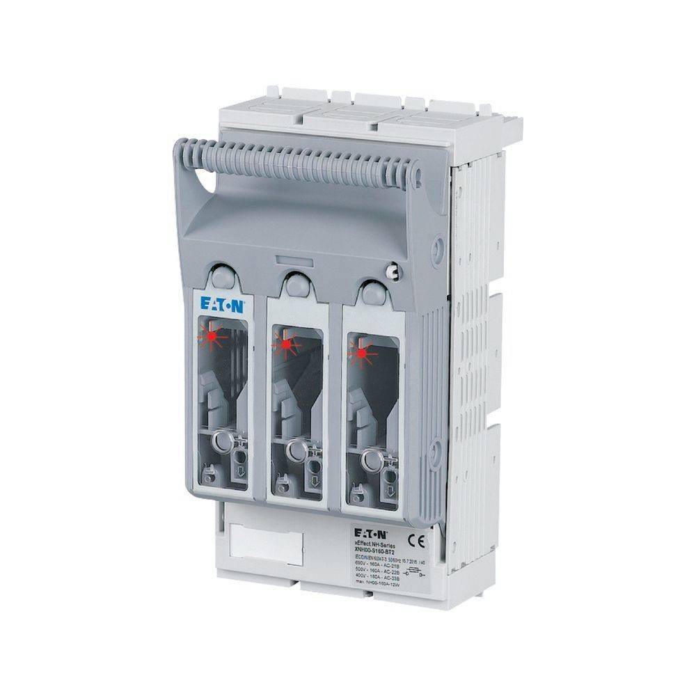 Eaton-Marken-Elektroschalter mit drei Sicherungsautomaten in einer Einheit, weiße und graue Gehäuse, für industrielle Anwendungen konzipiert.