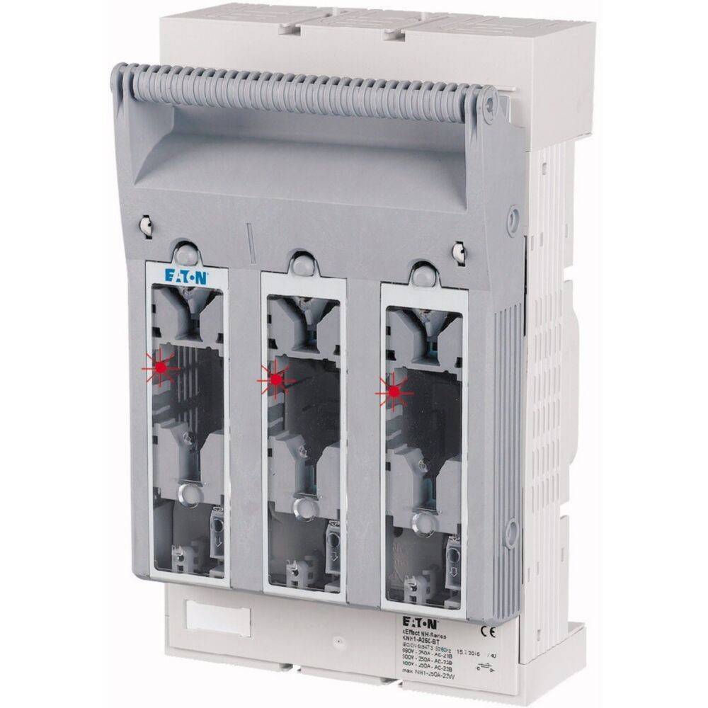 Elektro-Trennschalter mit drei Schaltern, Marke Eaton, für industrielle Anwendungen konzipiert, mit roten Indikatoren für Aktivstatus.