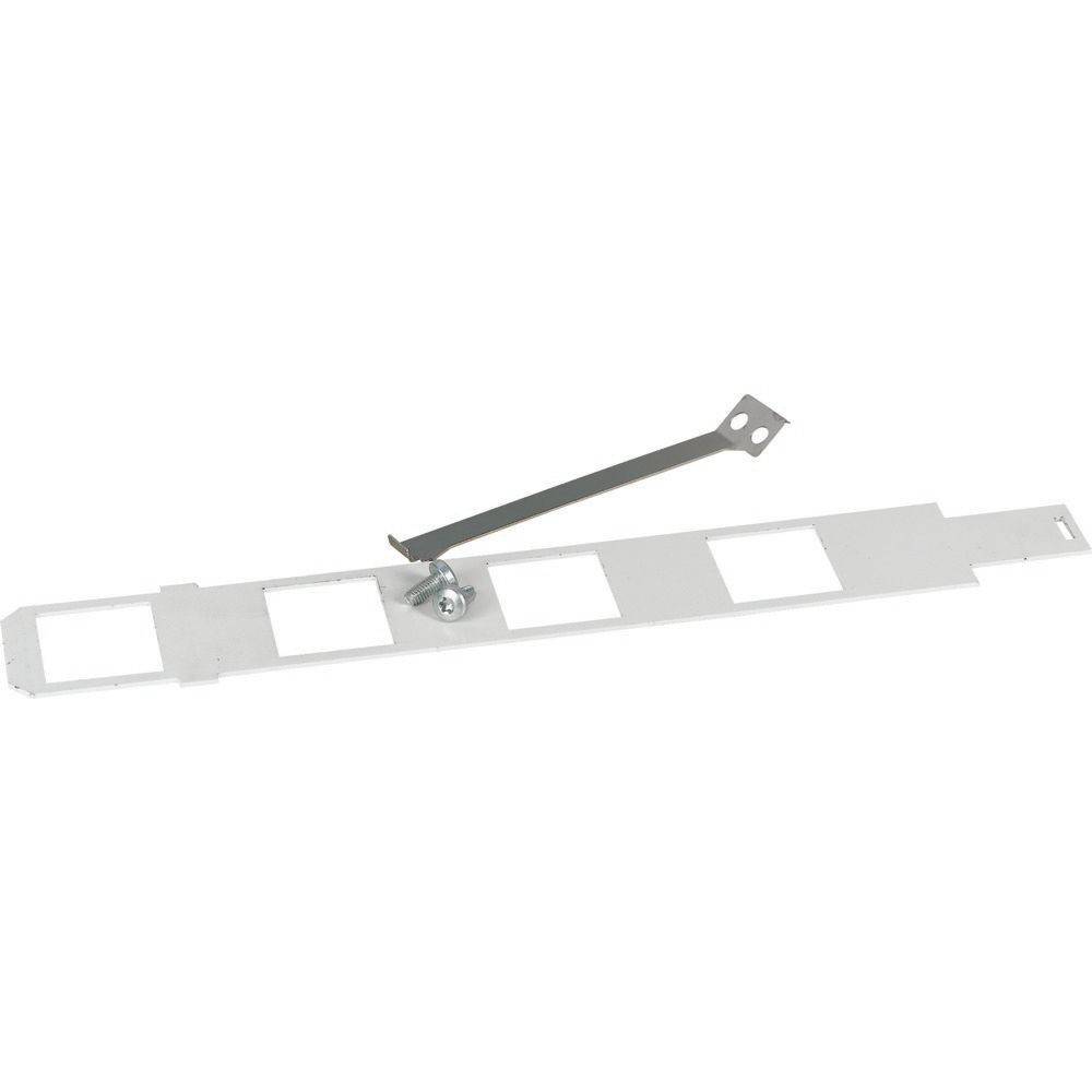 Eine Metallhalterung mit einem verstellbaren Arm, die fünf horizontal ausgerichtete rechteckige Ausschnitte aufweist und für Montagezwecke verwendet wird.