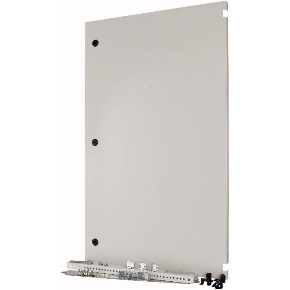 Ein weißes elektrisches Schaltpanel mit mehreren kleinen Schaltern und Anschlüssen ist senkrecht montiert.