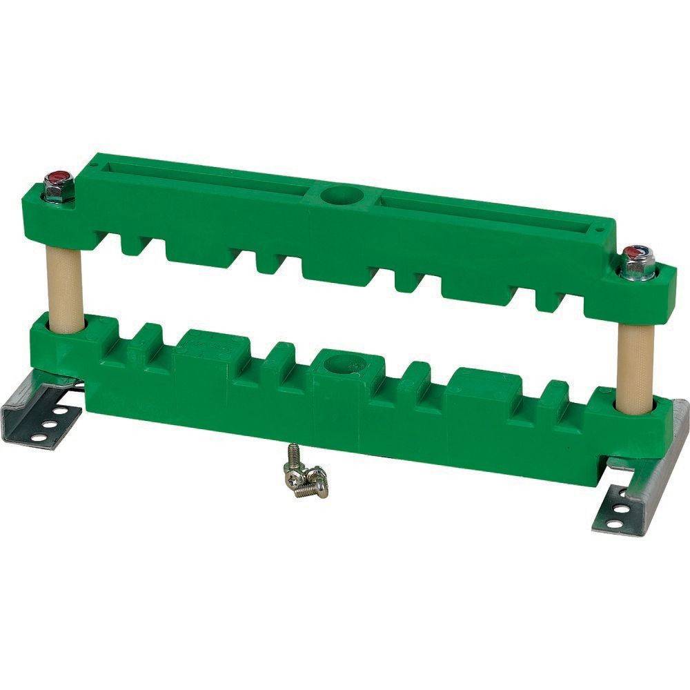 Grüner Kabelorganizer mit zwei Ebenen, ausgestattet mit angebrachten Stangen und Montagehalterungen. Entwickelt, um Kabel sicher zu halten und zu organisieren.