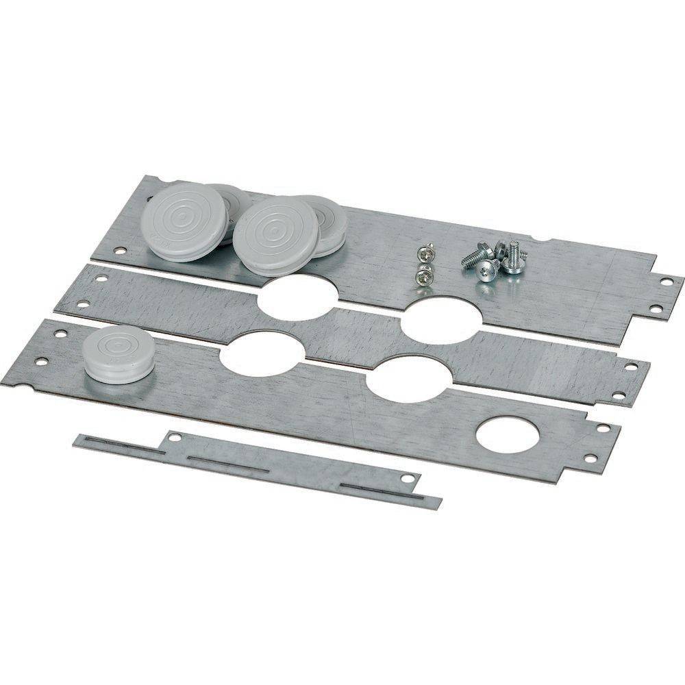 Metallreparaturplatten und Gummistopfen ausgelegt, mit Schrauben zur Montage, für strukturelle oder Utility-Reparaturen konzipiert.