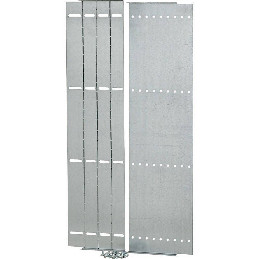 Eine Metallkabelrinne mit durchbrochener Gestaltung, bestehend aus drei vertikal angeordneten Abschnitten.