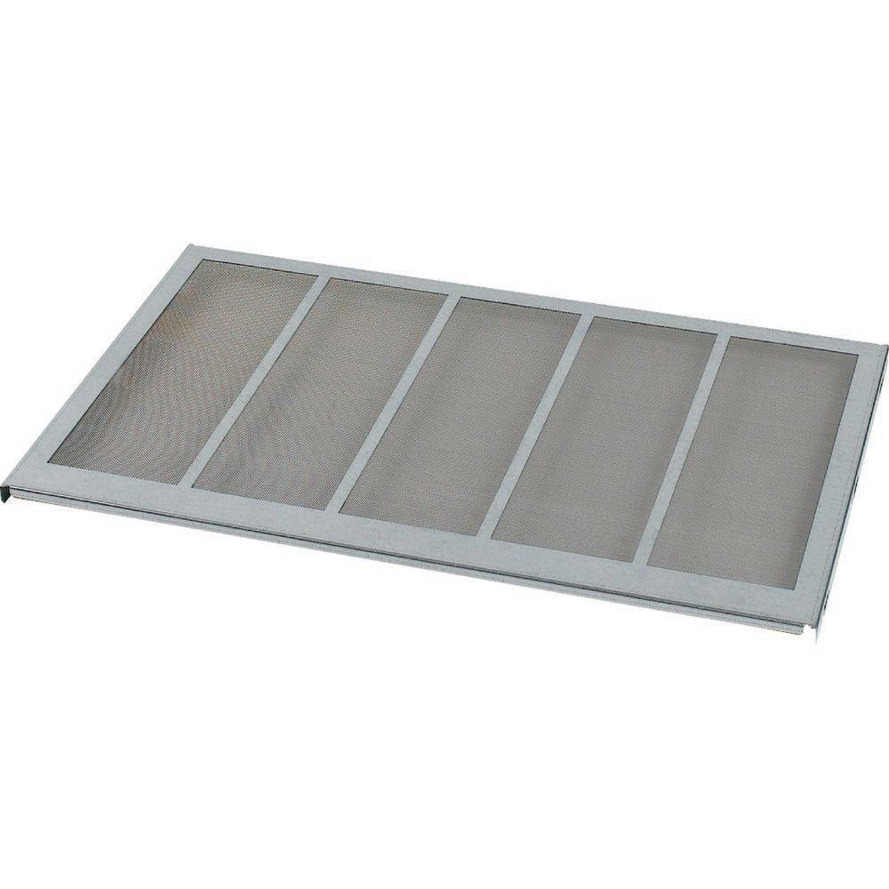 Rechteckiger Metallmaschendurchlass mit silbernem Rahmen, der zum Abfangen von Staub und Ablagerungen in Belüftungssystemen verwendet wird.