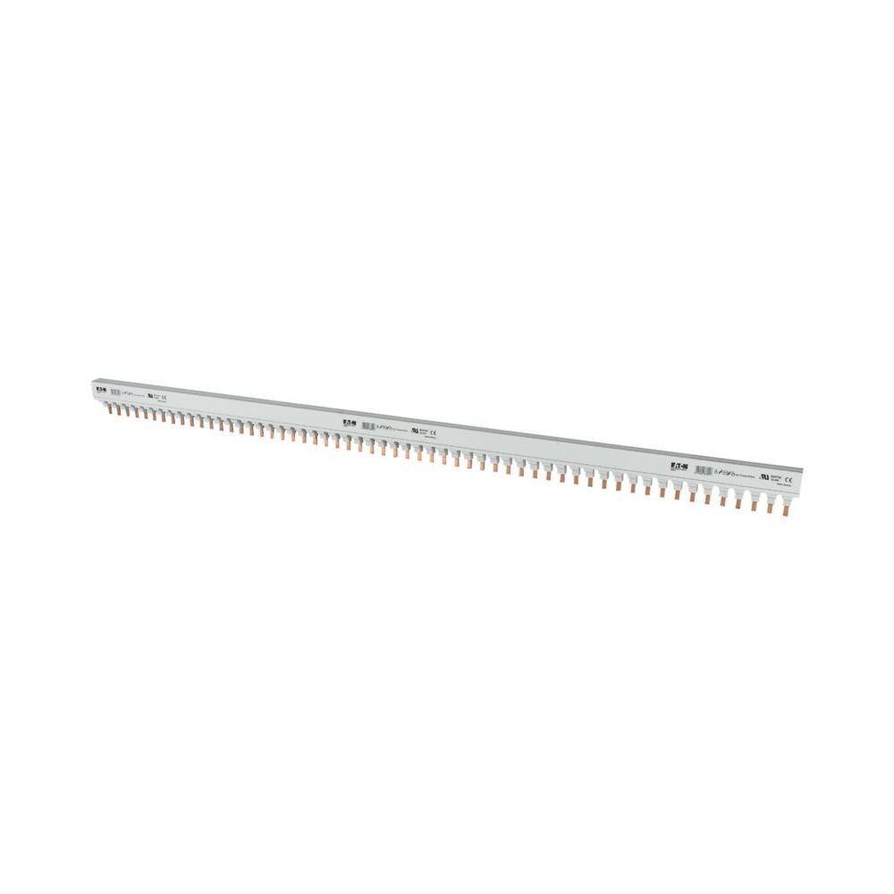 Ein langer Metallmaßstab mit Messmarkierungen, der für präzise Messungen verwendet wird.