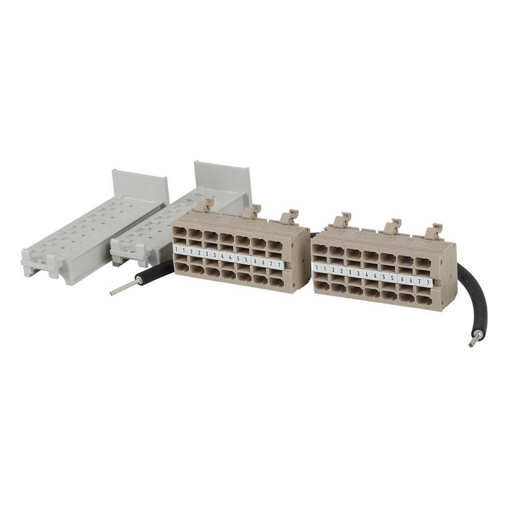 Telekommunikations-Anschlussblöcke mit nummerierten Verdrahtungsanschlüssen, die jeweils 8 verfügbare Anschlüsse aufweisen und zur Organisation und Verbindung von Kabeln verwendet werden.