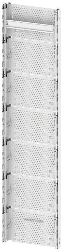Ein metallisches, gelochtes Serverrackpanel mit Reihen kleiner Löcher zur Belüftung, das an der linken Seite Scharniere zum Anbringen aufweist.