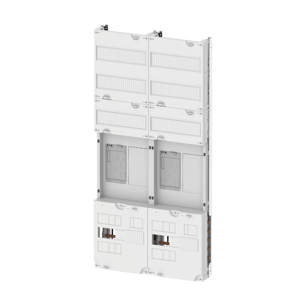 Elektrische Verteilertafel mit drei Reihen von Fächern, ausgestattet mit Sicherungsautomaten und Sicherungshaltern, zur Stromverteilung und -absicherung.