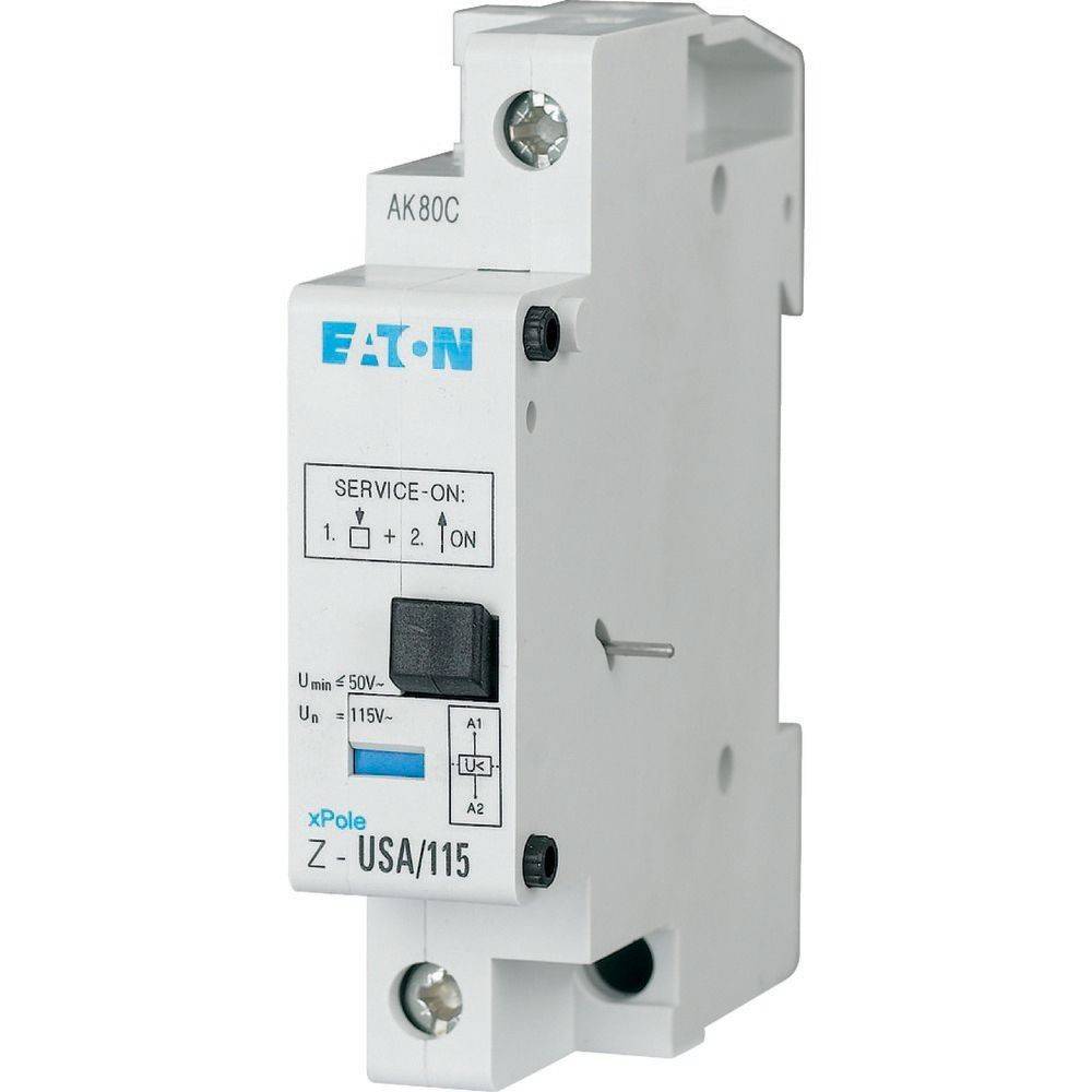 Ein weißer elektrischer Sicherungsautomat mit 'Eaton'-Logo und Spezifikationen, einschließlich Spannungseinstellungen, vor einem neutralen Hintergrund dargestellt.