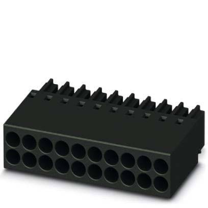 Ein schwarzer 24-poliger Buchsenblock mit zwei Reihen von je 12 Anschlüssen, der für Netzteilanschlüsse auf einem Computerhauptboard verwendet wird.