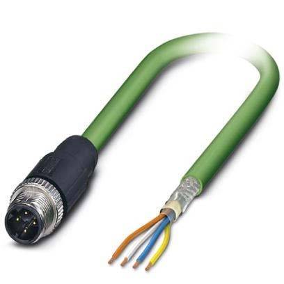Ein grünes industrielles Ethernet-Kabel mit freigelegten farbigen Adern und einem Metallstecker an einem Ende, verwendet für Netzwerkverbindungen.
