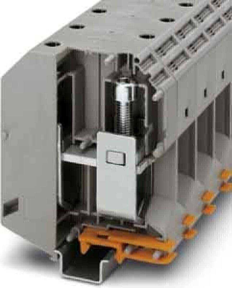 Eine Nahaufnahme eines elektrischen Terminalblock-Verbinders, die die inneren Verdrahtungskomponenten und den Befestigungsmechanismus zeigt.