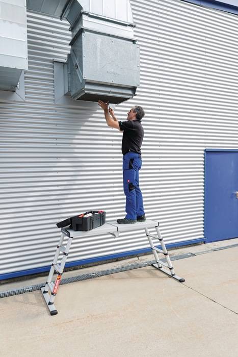 Teleskoparbeitsplattform Alu.4 Stufen beids.begehbar MUNK