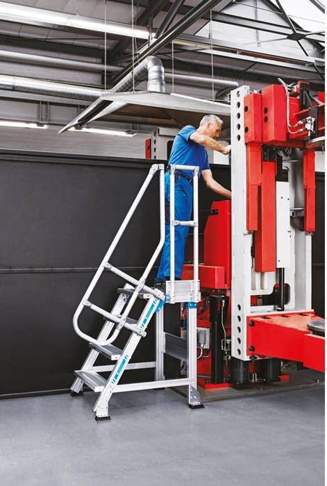 Treppenpodest 2Stufen Neigung 60Grad H.500mm LM Ausladung 770mm Zarges