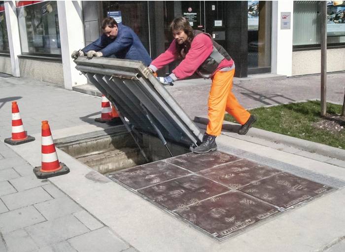 Schachtabdeckung Schachtmaß LW 300x300mm Alu. Außenmaß 440x440mm Zarges