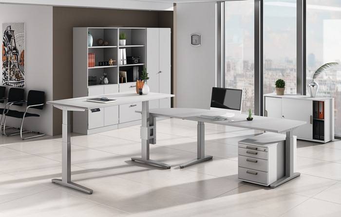 Schreibtisch A-ktiv H650-1300xB1200xT800mm lichtgrau ger.Form C-Fuß