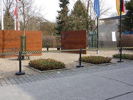 Absperrgurt Schw/Gummi 3,7 m Rot/Weiß