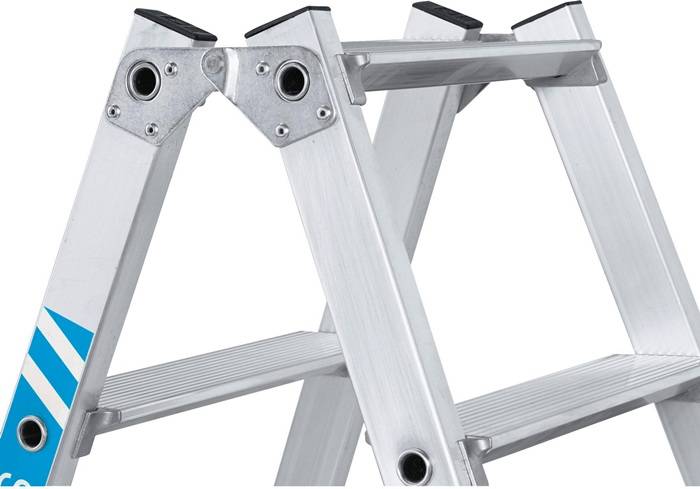 Stufen-Stehleiter Nova B 2x3 Stufen L.0,68m Arbeits-H.2,1m senkr.H.0,64m Zarges