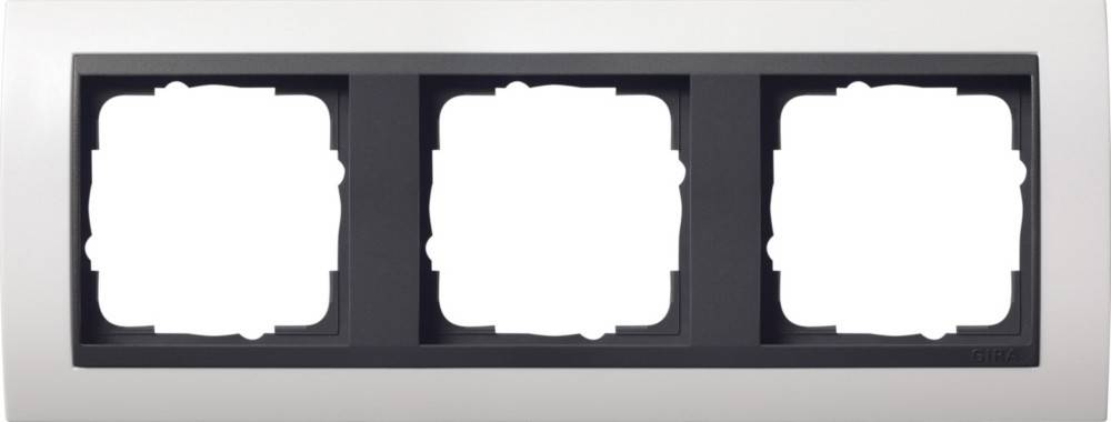 Gira Abdeckrahmen 3fach 0213808