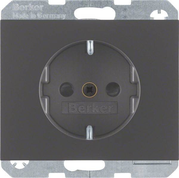Berker SCHUKO-Steckdose 47357006