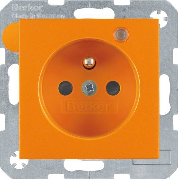 Berker Steckdose Glas or matt 6765091914