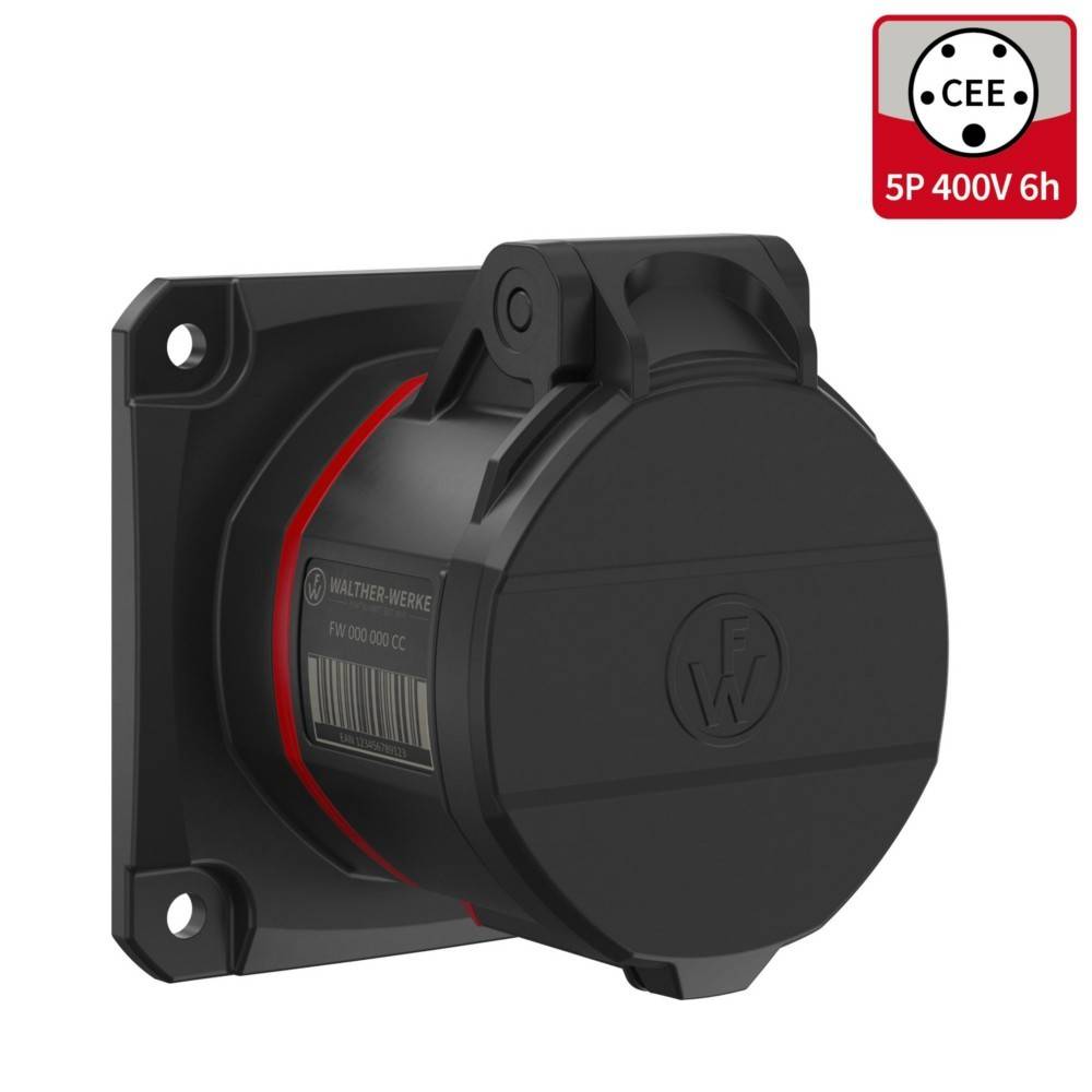 Eine schwarze industrielle Steckdose mit Schutzdeckel, die auf einer Tafel montiert ist und mit 'CEE 5P 400V 6h' beschriftet ist.