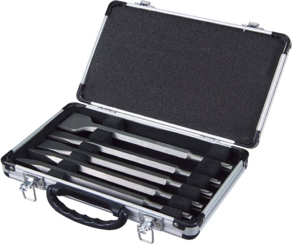 Eine offene Metallkiste, die sechs Meißel unterschiedlicher Größen zeigt, sorgfältig in Schaumstoffpolsterung angeordnet, konzipiert für Holzbearbeitungs- oder Bildhauertätigkeiten.