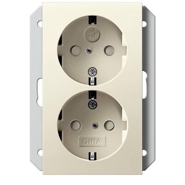 Gira Doppeldose SCHUKO 273101