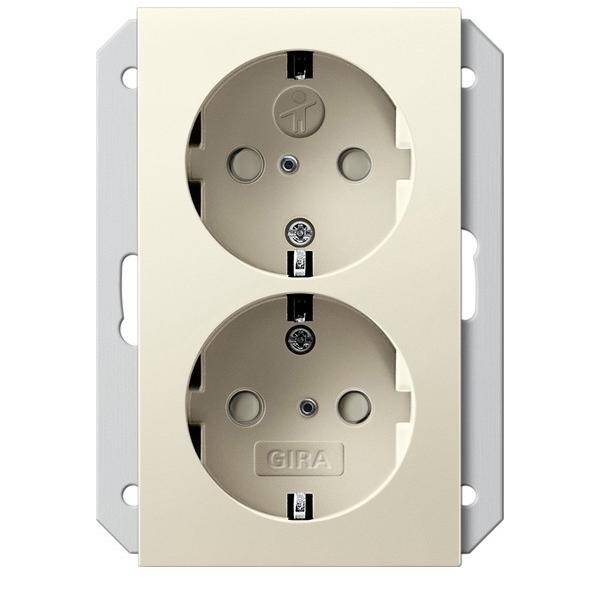 Gira Steckdose SCHUKO 273501