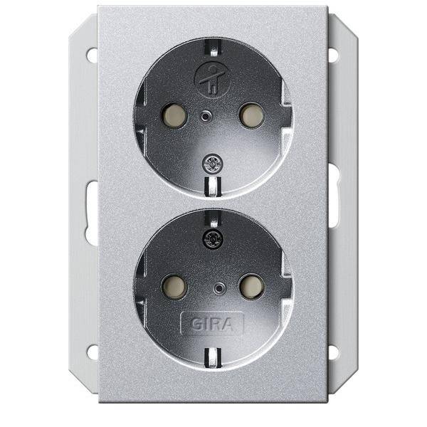 Gira Steckdose SCHUKO 273526