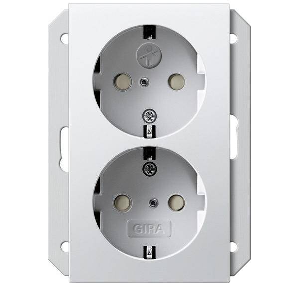 Gira Steckdose SCHUKO 273527