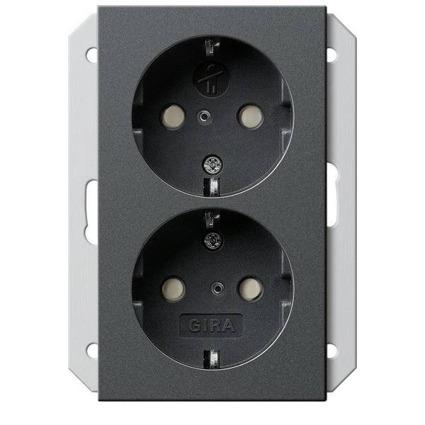 Gira Steckdose SCHUKO 273528