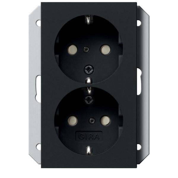 Gira Schuko-Steckdose 2f. sw 2731005