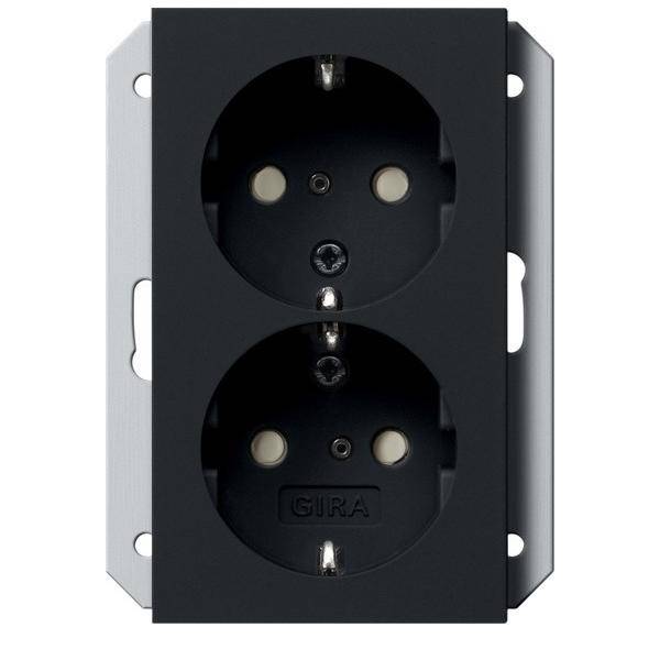 Gira Schuko-Steckdose 2f. sw 2735005